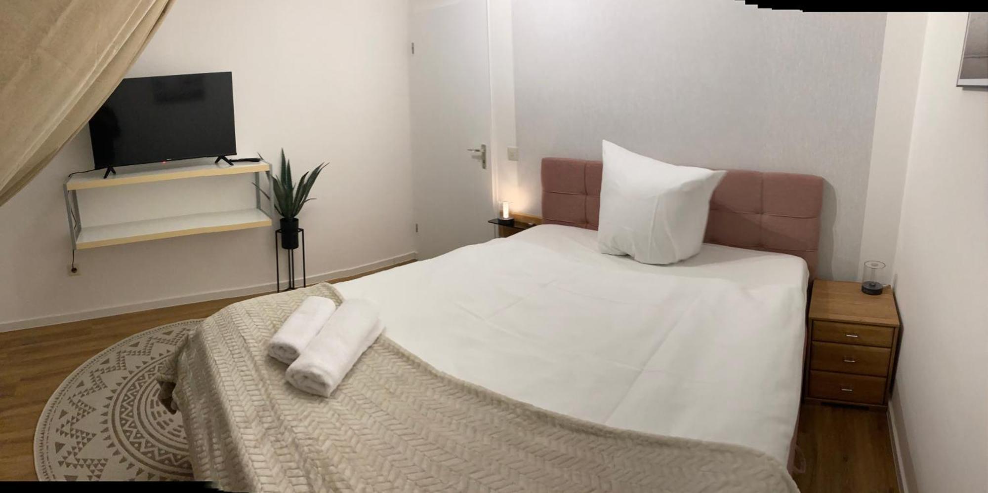 Anjas Appartement I Zentral I 81 Qm Stilvolle Geraeumige Wohnung I Parkplaetze Vorhanden ออสนาบรึค ภายนอก รูปภาพ